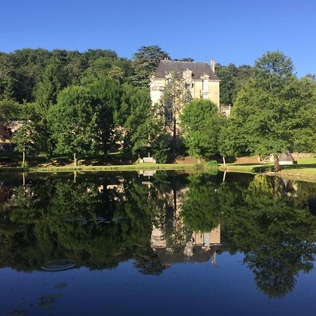 Gite Familial Chateau La Roche Racan Saint-Paterne-Racan Exterior photo